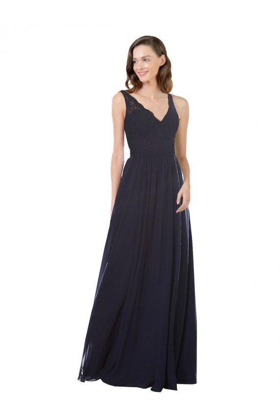 Elegant Chiffon Bridesmaid Dress with V-Neck Lace Bodice